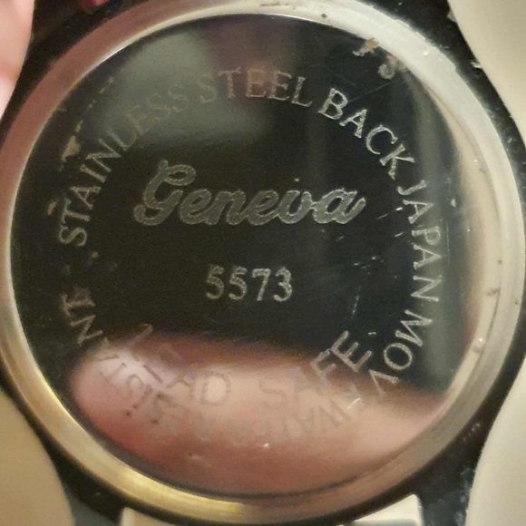 🦋10/$20🦋 Geneva Silver/Black Rhinestone Silicone Women's Watch - Picture 4 of 4